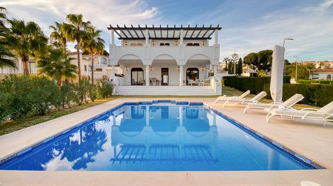 Villa Independiente en Venta en La Duquesa