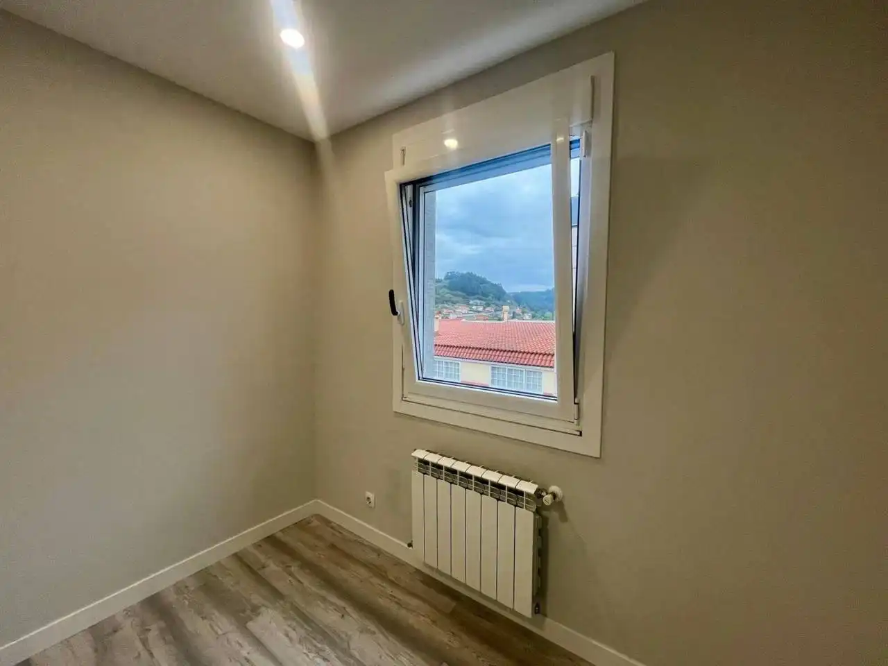 Bedroom of Flat for rent in Betanzos  with Balcony