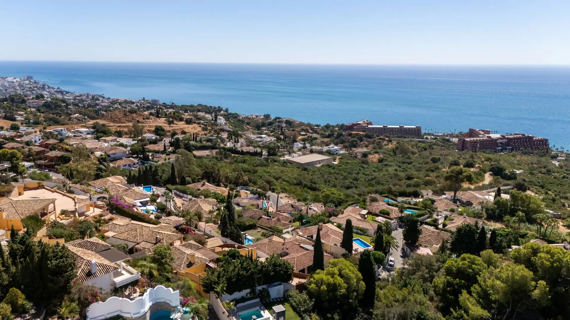 Vista exterior de Casa o chalet en venta en Benalmádena con Terraza y Balcón