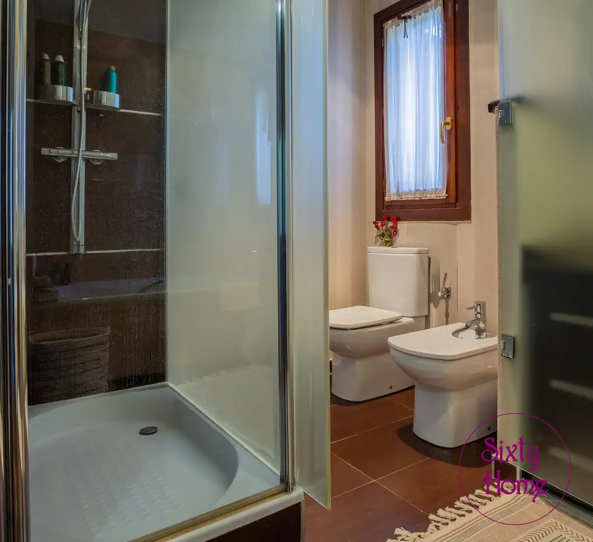 Baño de Casa o chalet en venta en Jaca con Calefacción, Jardín privado y Parquet