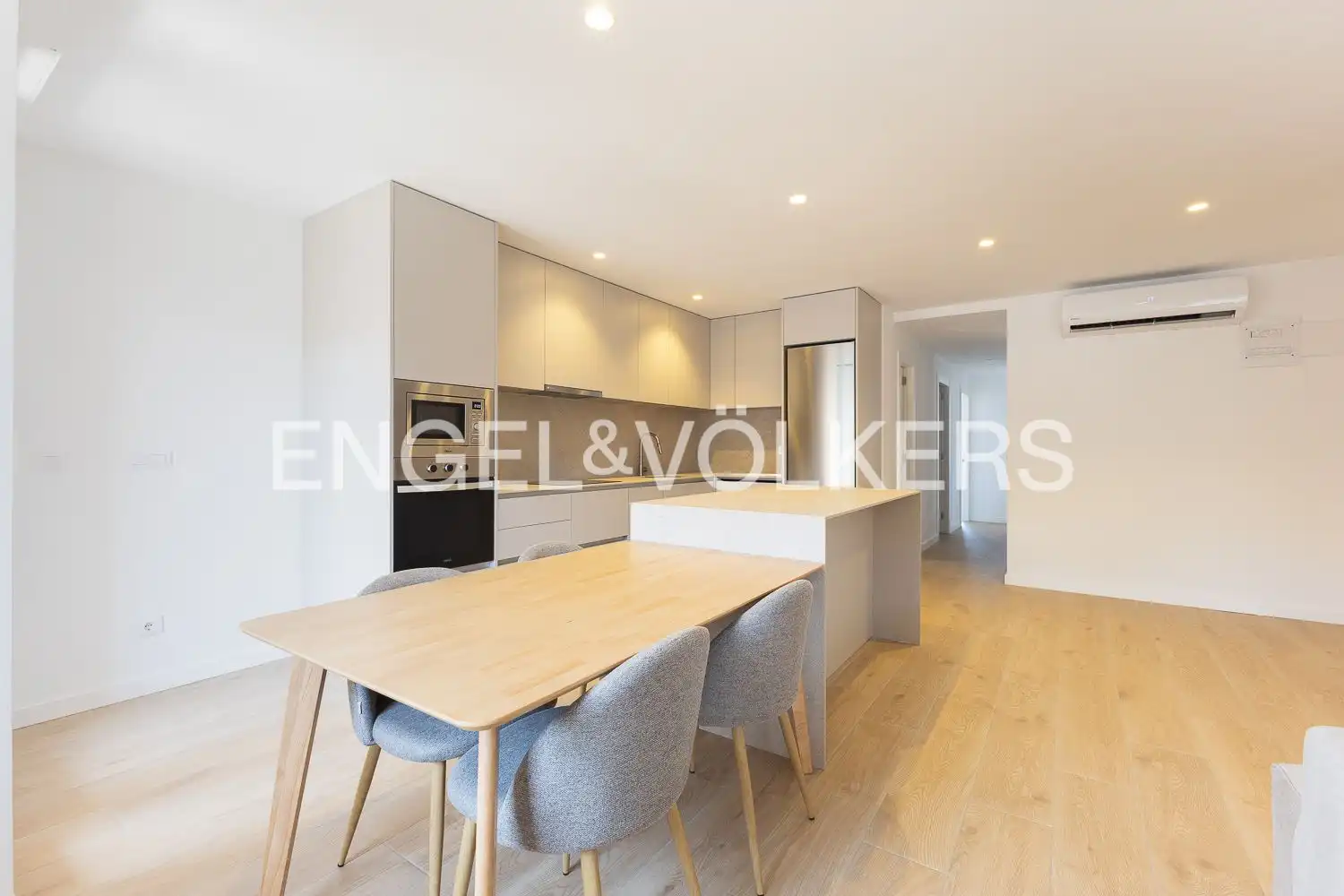 Piso de alquiler en Nou Moles