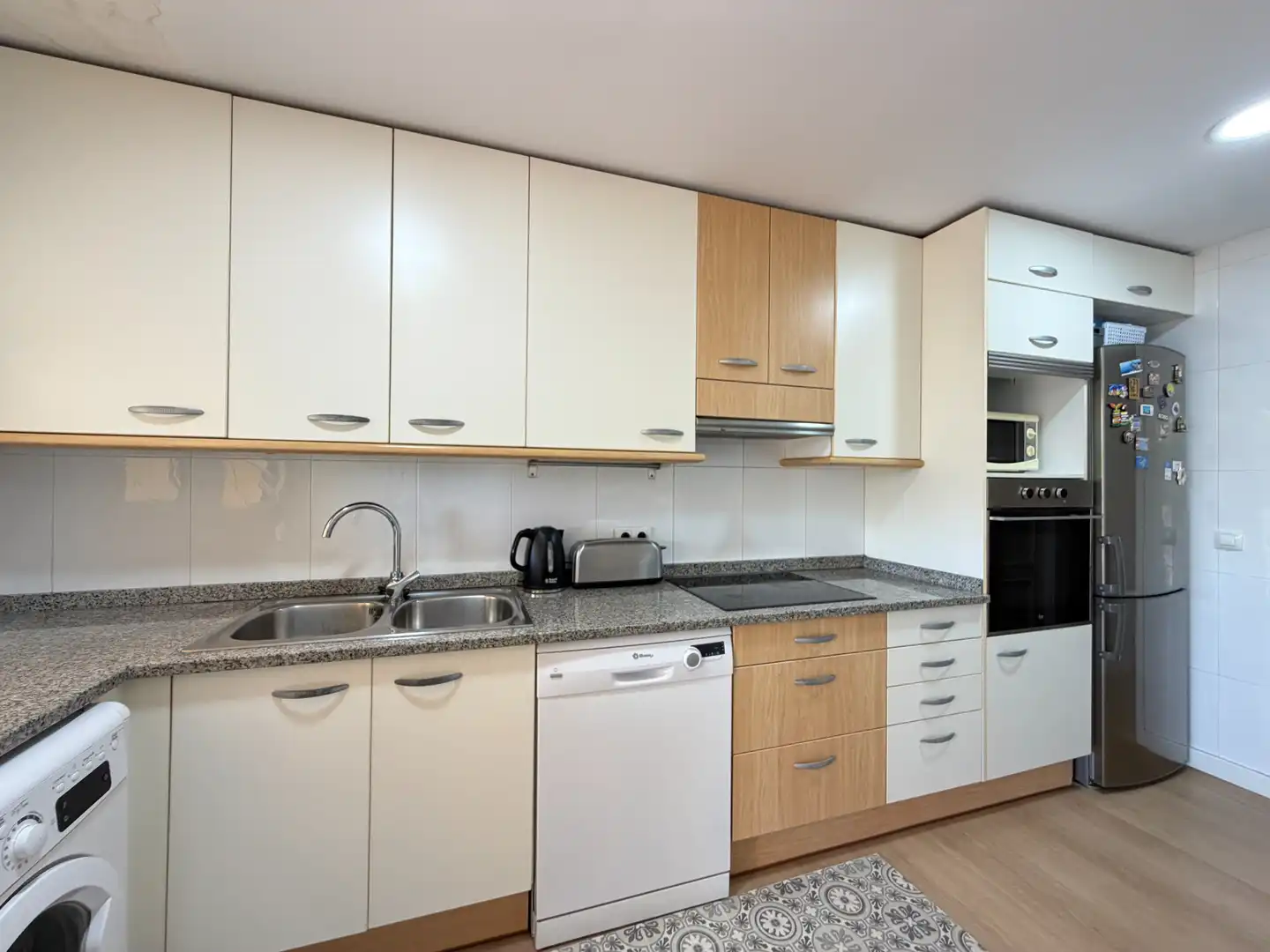 Cuina de Apartament en venda en Roses amb Aire condicionat, Calefacció i Parquet