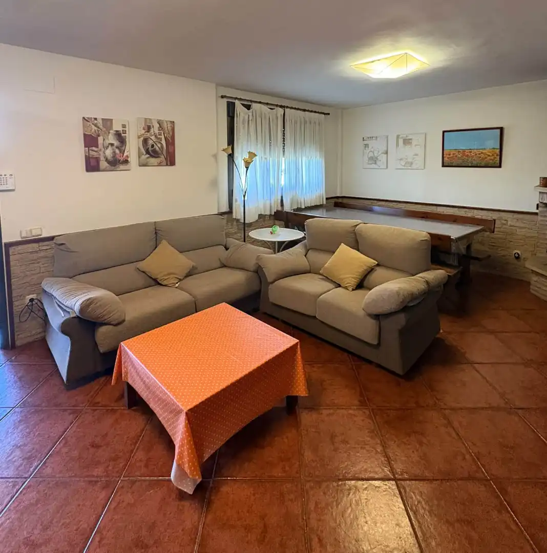 Sala de estar de Terreno en venta en Albelda de Iregua