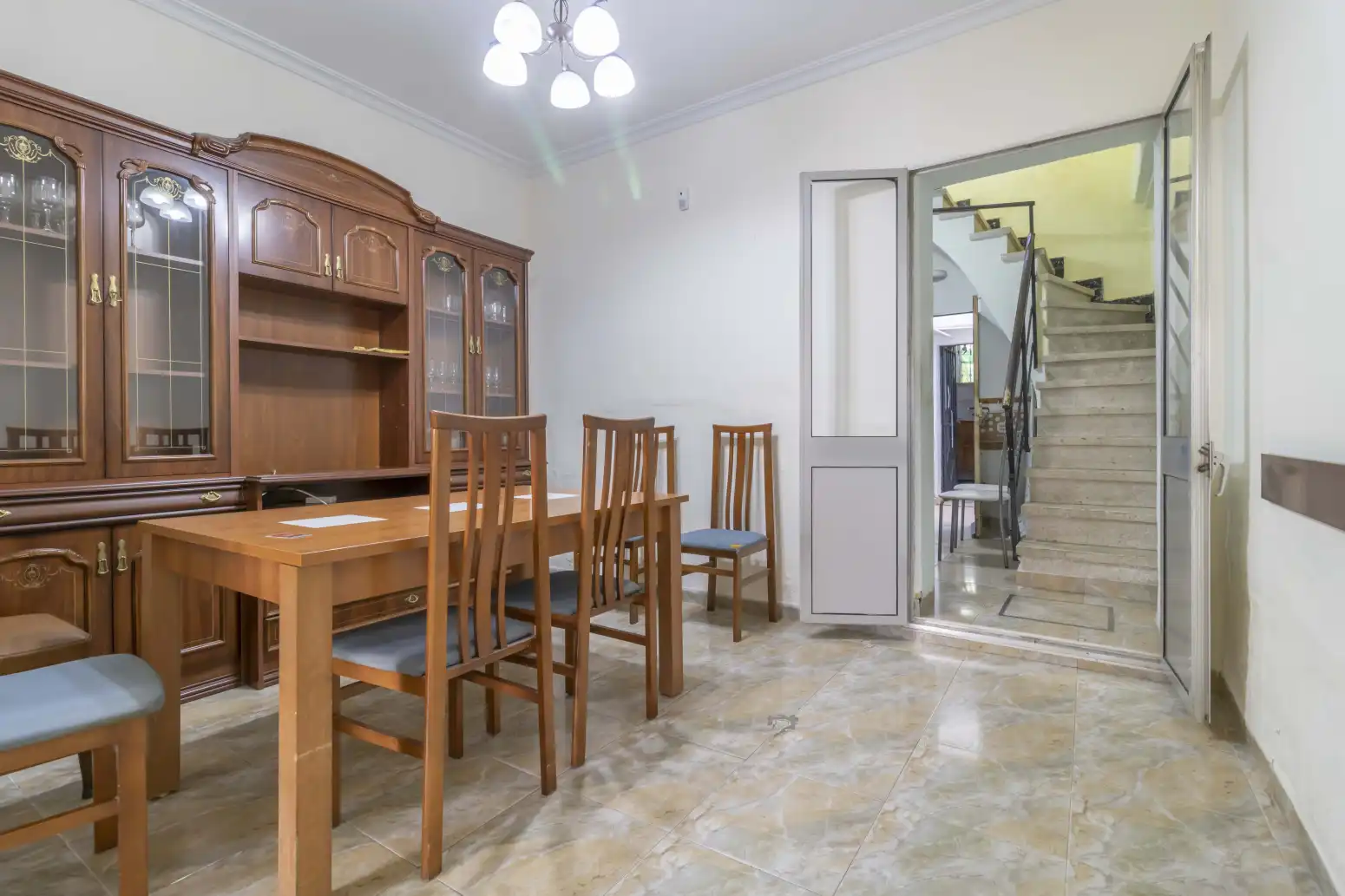 Comedor de Casa adosada en venta en Sevilla con Aire acondicionado