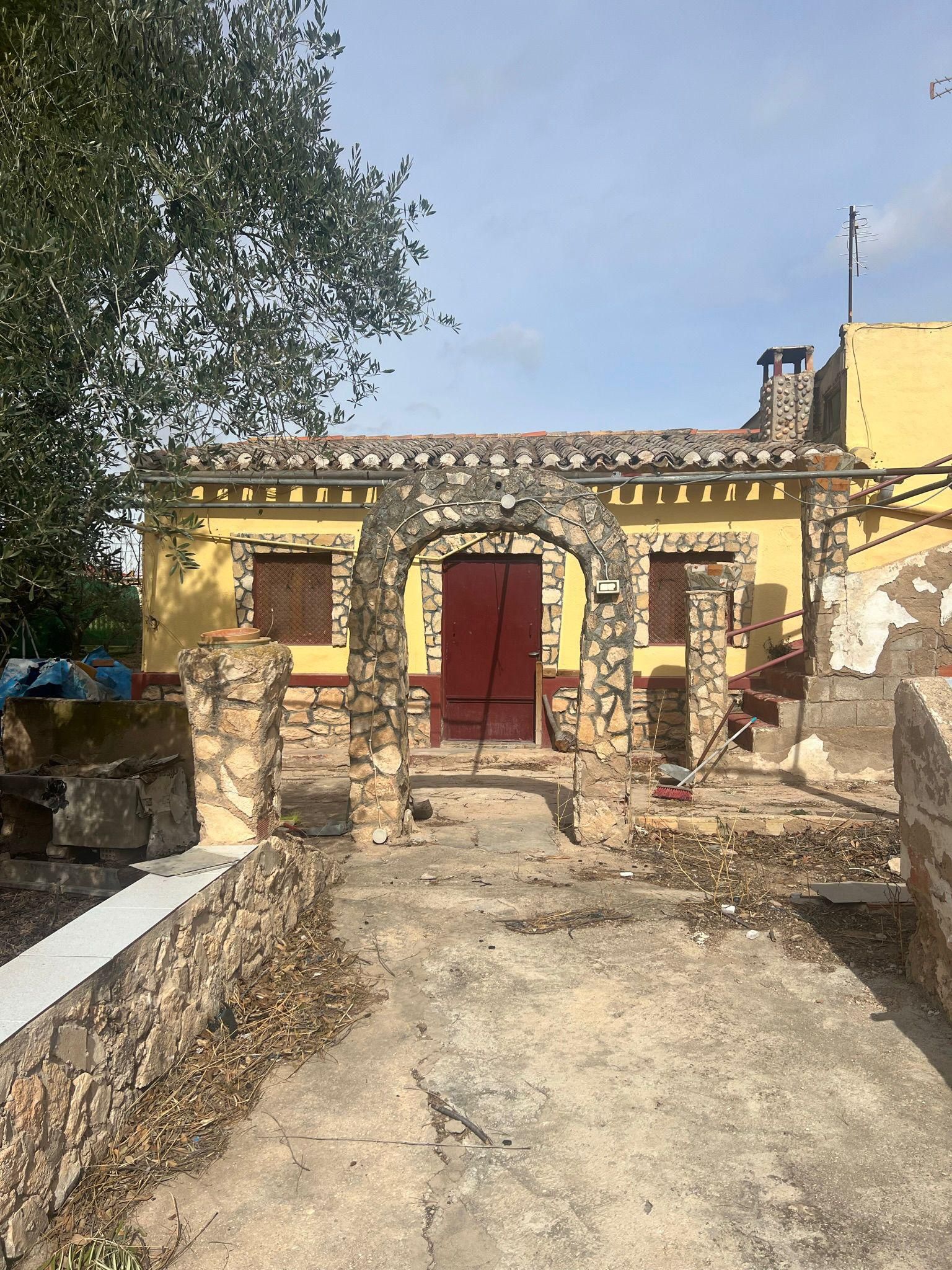 Vista exterior de Finca rústica en venda en Hellín amb Piscina