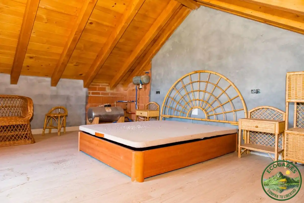 Bedroom of Houses for sale in Torre del Bierzo  with Heating and Private garden