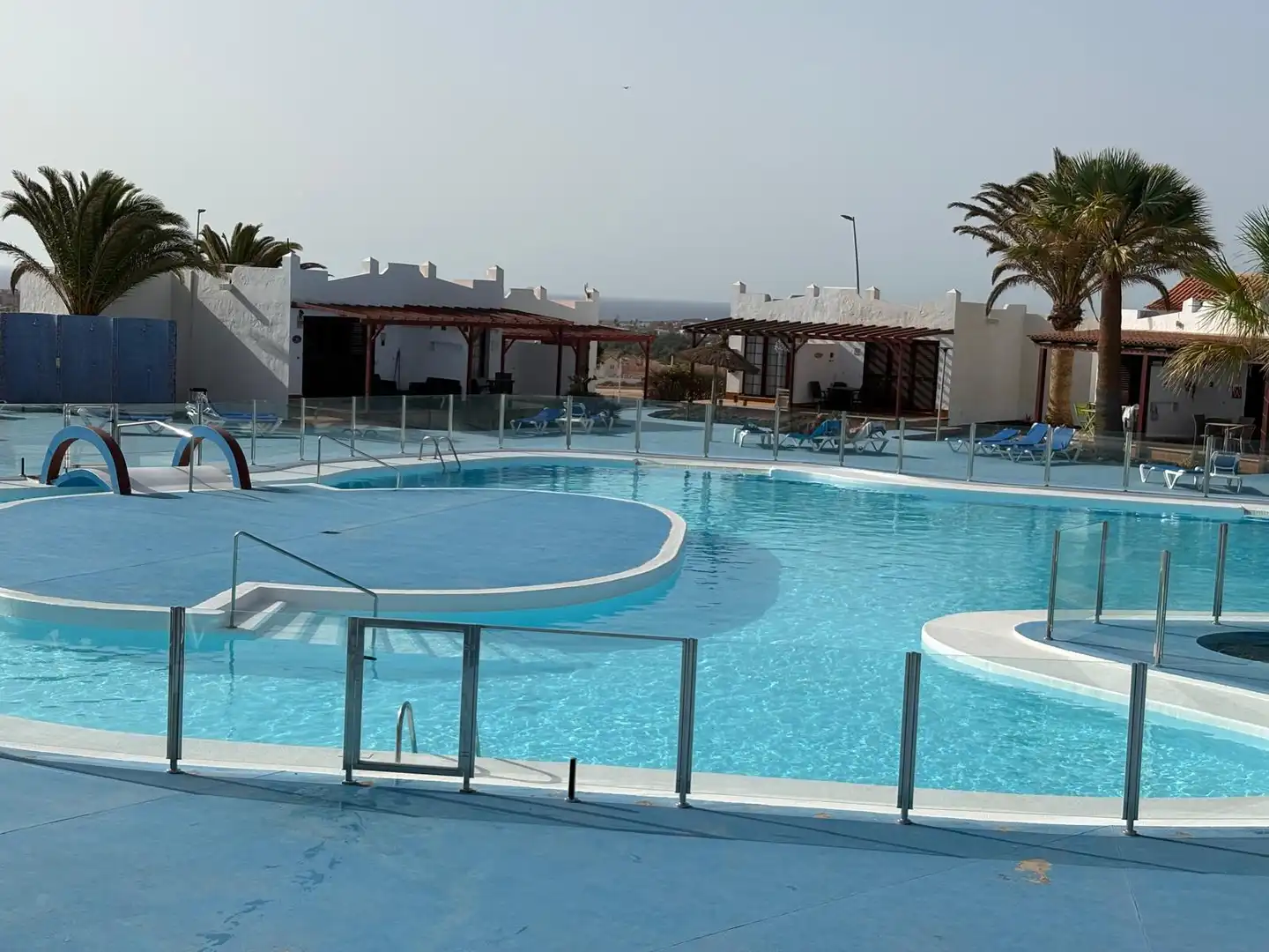 Piscina de Pis en venda en Antigua amb Aire condicionat, Terrassa i Moblat