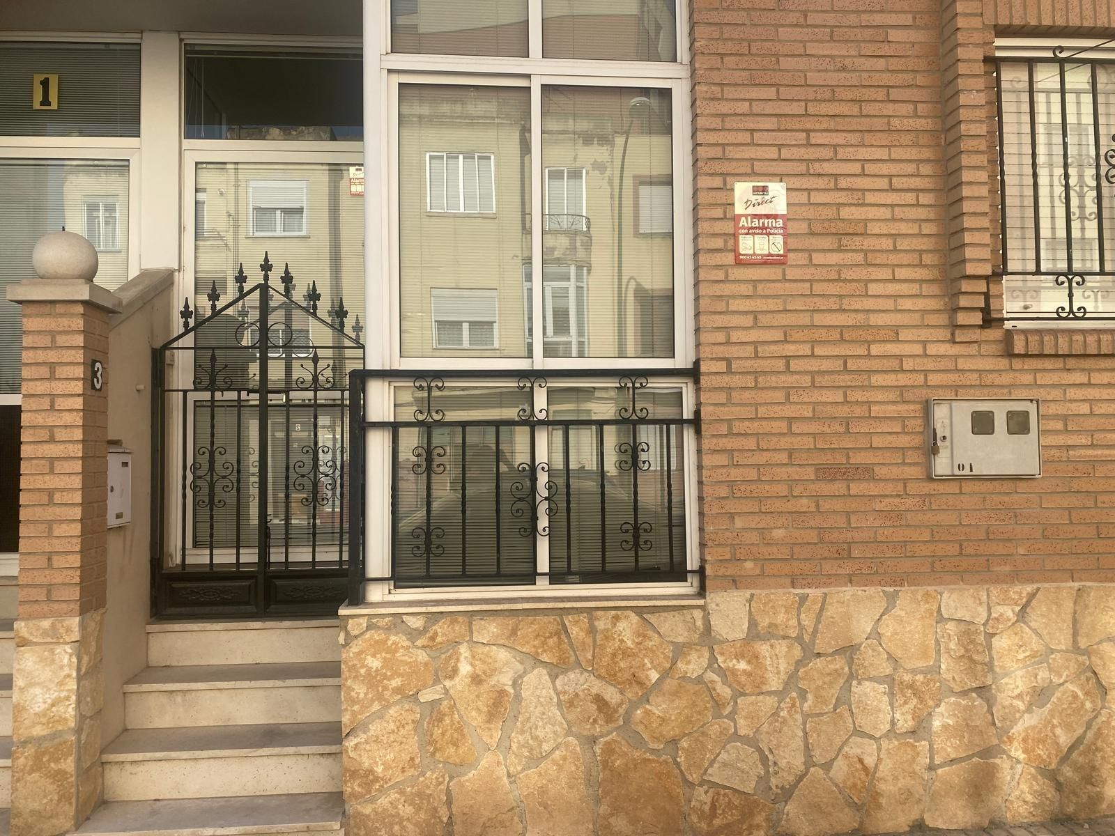 Vista exterior de Casa adosada en venta en Burgos Capital con Terraza y Balcón
