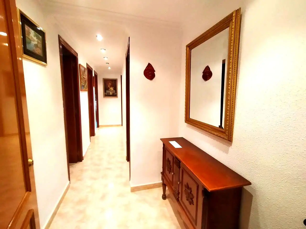 Flat for sale in Oliva  with Air Conditioner and Balcony
