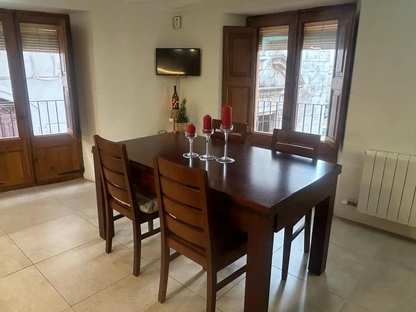 Comedor de Piso en venta en Vilanova i la Geltrú con Microondas y Balcón