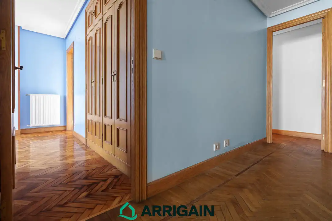 Piso en venta en Donostia - San Sebastián  con Calefacción, Terraza y Trastero
