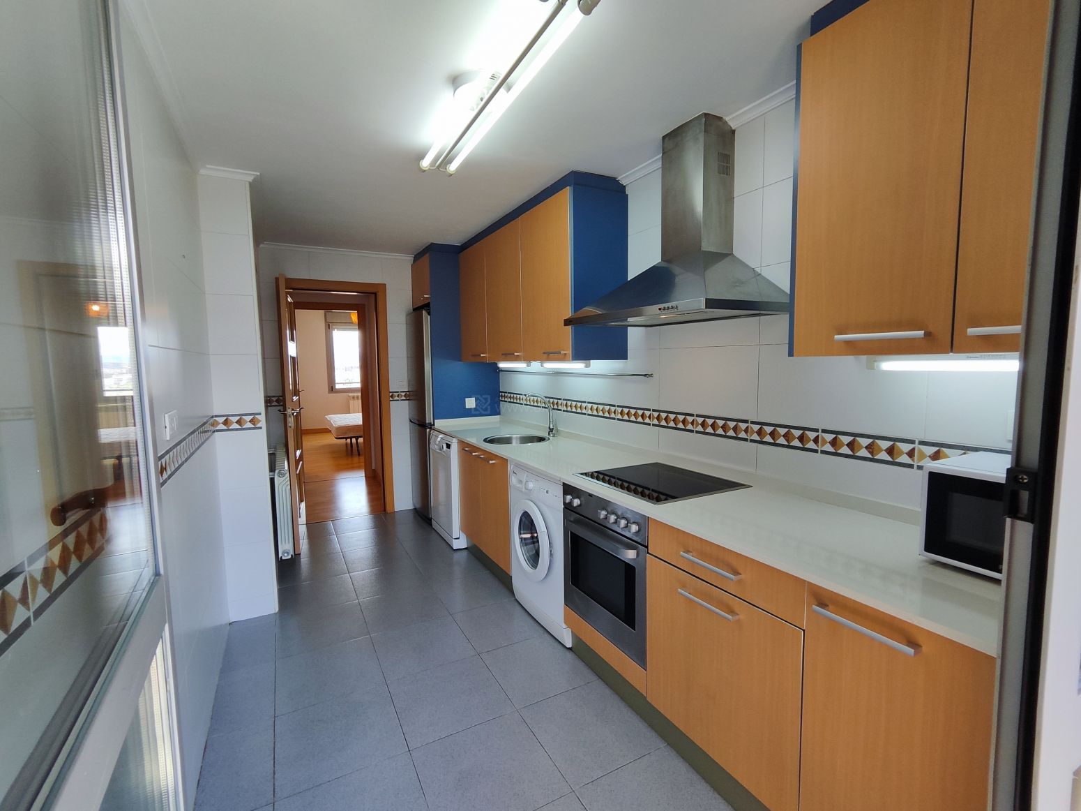 Cocina de Piso en venta en Lardero con Calefacción, Jardín privado y Parquet