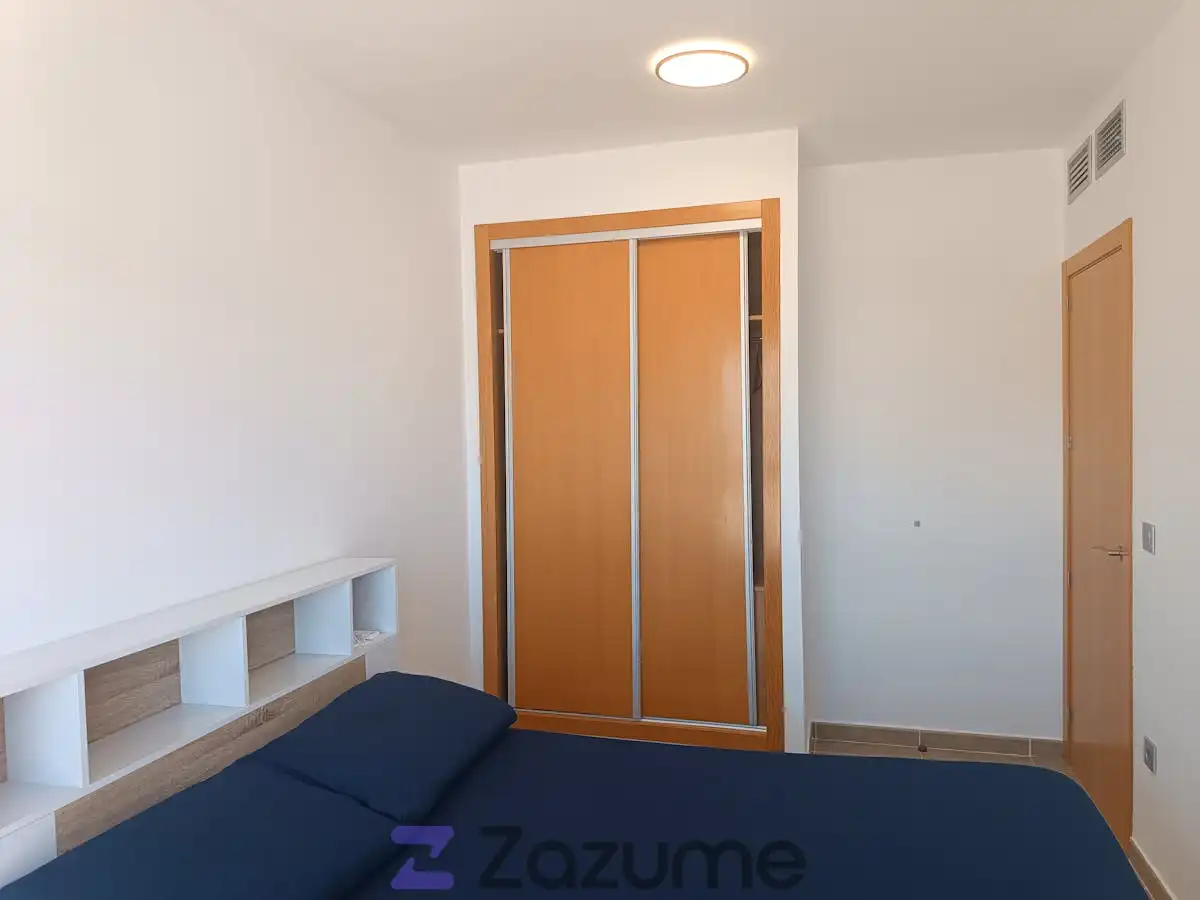 Dormitori de Apartament de lloguer en Torreblanca amb Moblat, Forn i Rentadora
