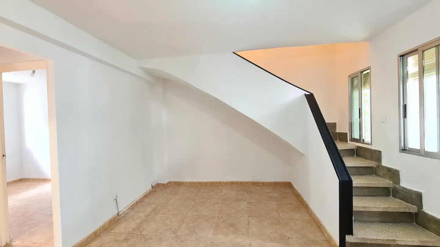 Casa o xalet en venda en La Adrada  amb Terrassa