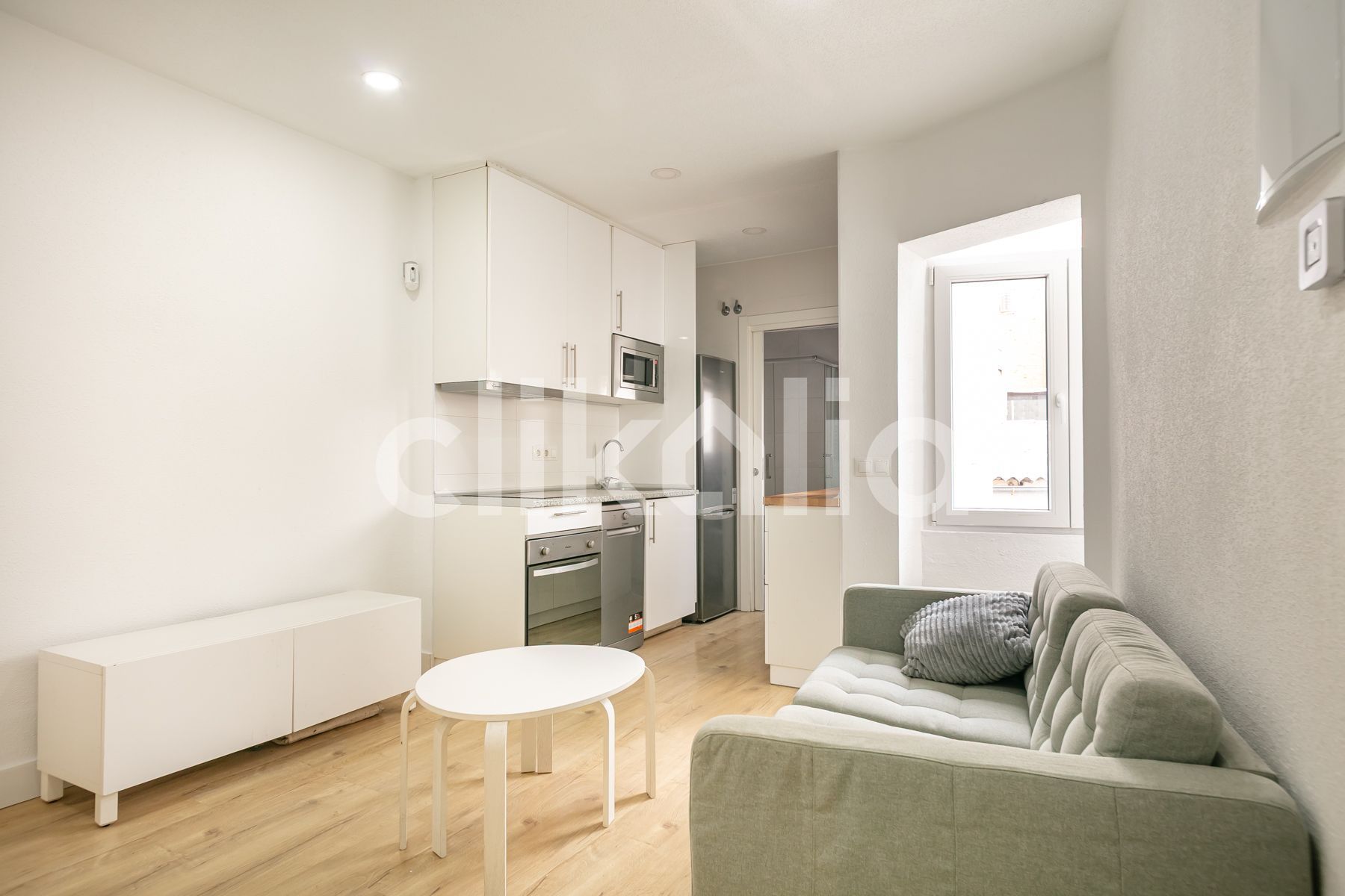 Living room of Flat to rent in  Madrid Capital  with Air Conditioner and Terrace