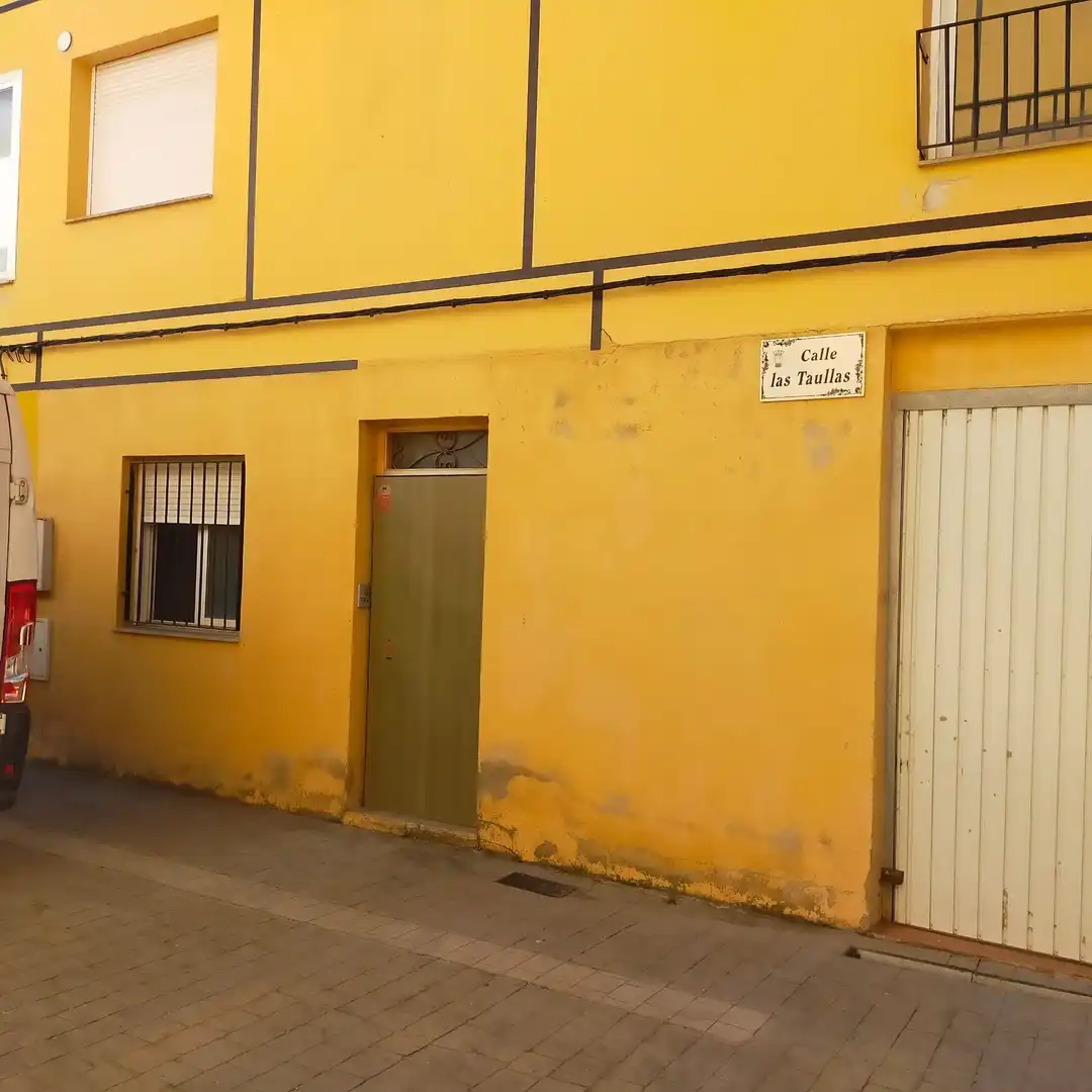 Vista exterior de Pis en venda en Requena