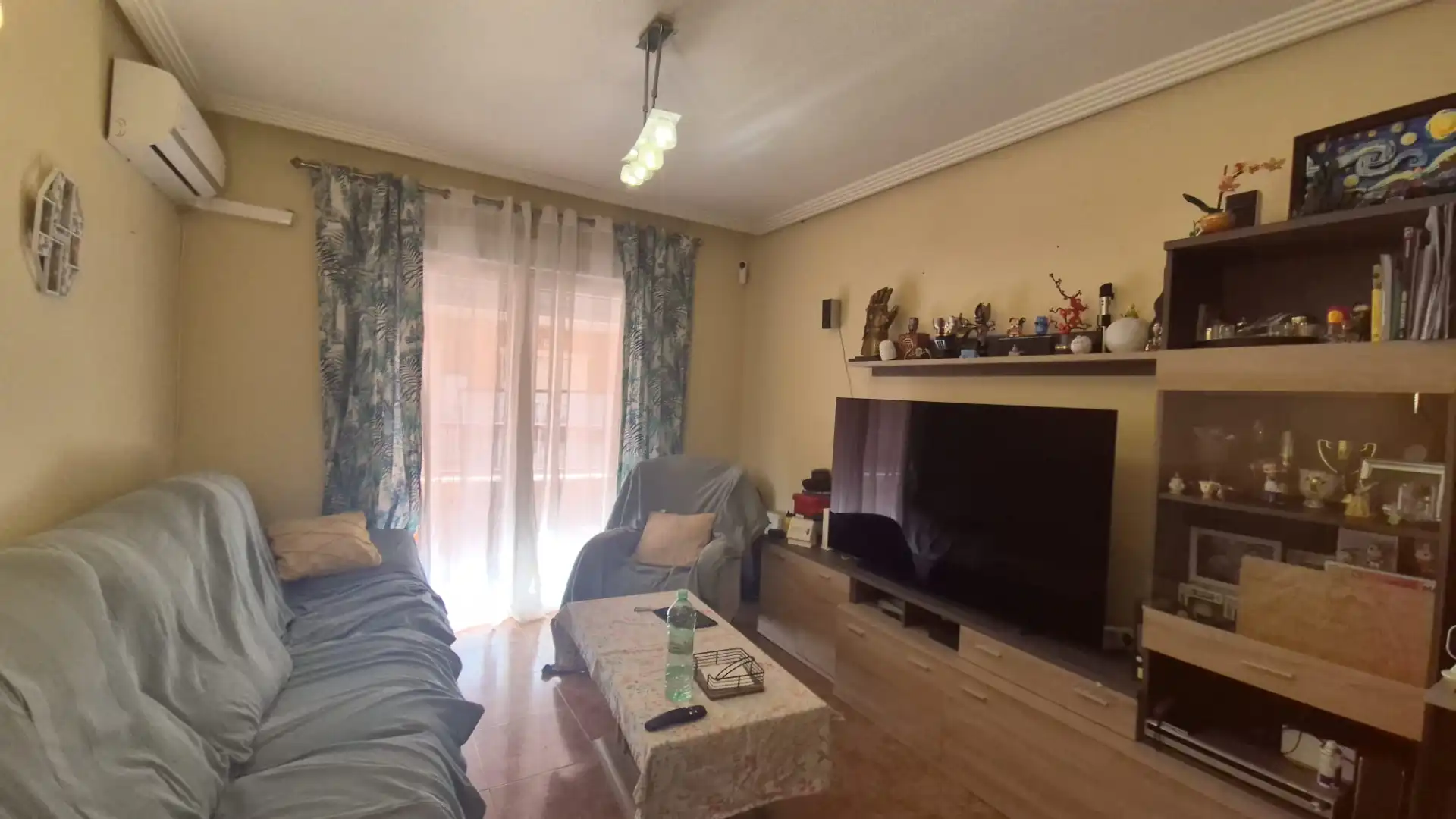 Sala d'estar de Pis en venda en Murcia amb Aire condicionat, Moblat i Balcó