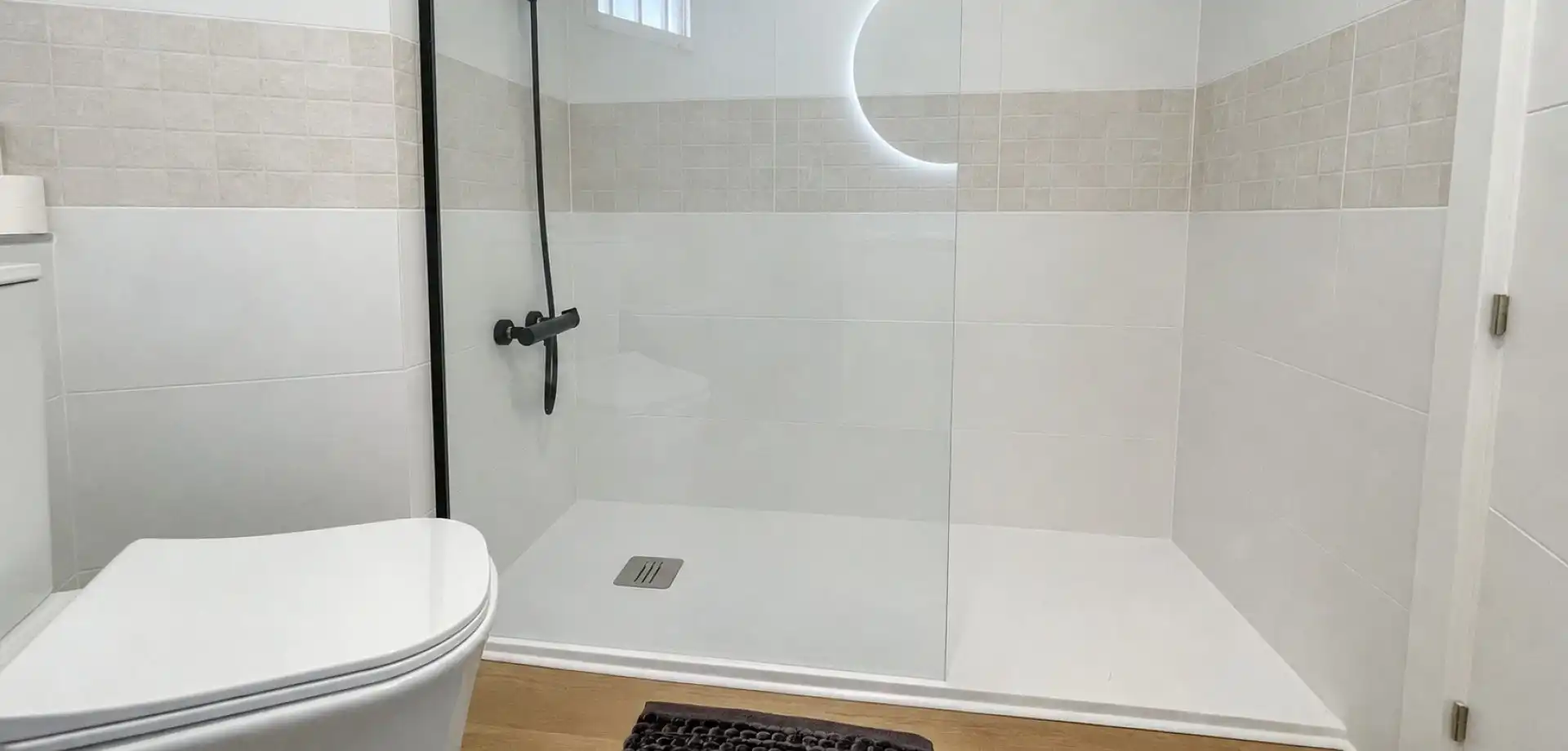 Bathroom of Apartments for sale in Orihuela  with Parquet flooring, Terrace and Balcony