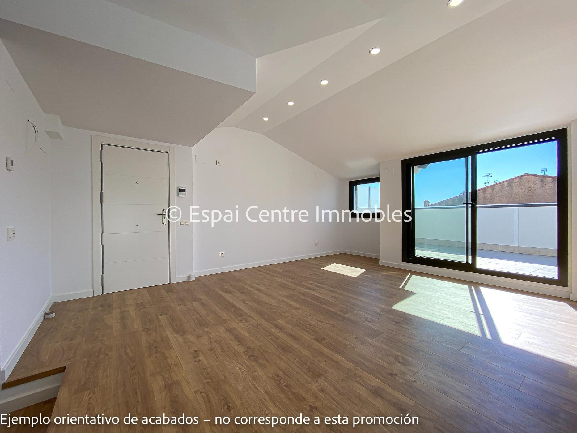 Vista exterior de Àtic en venda en Terrassa amb Aire condicionat, Calefacció i Parquet