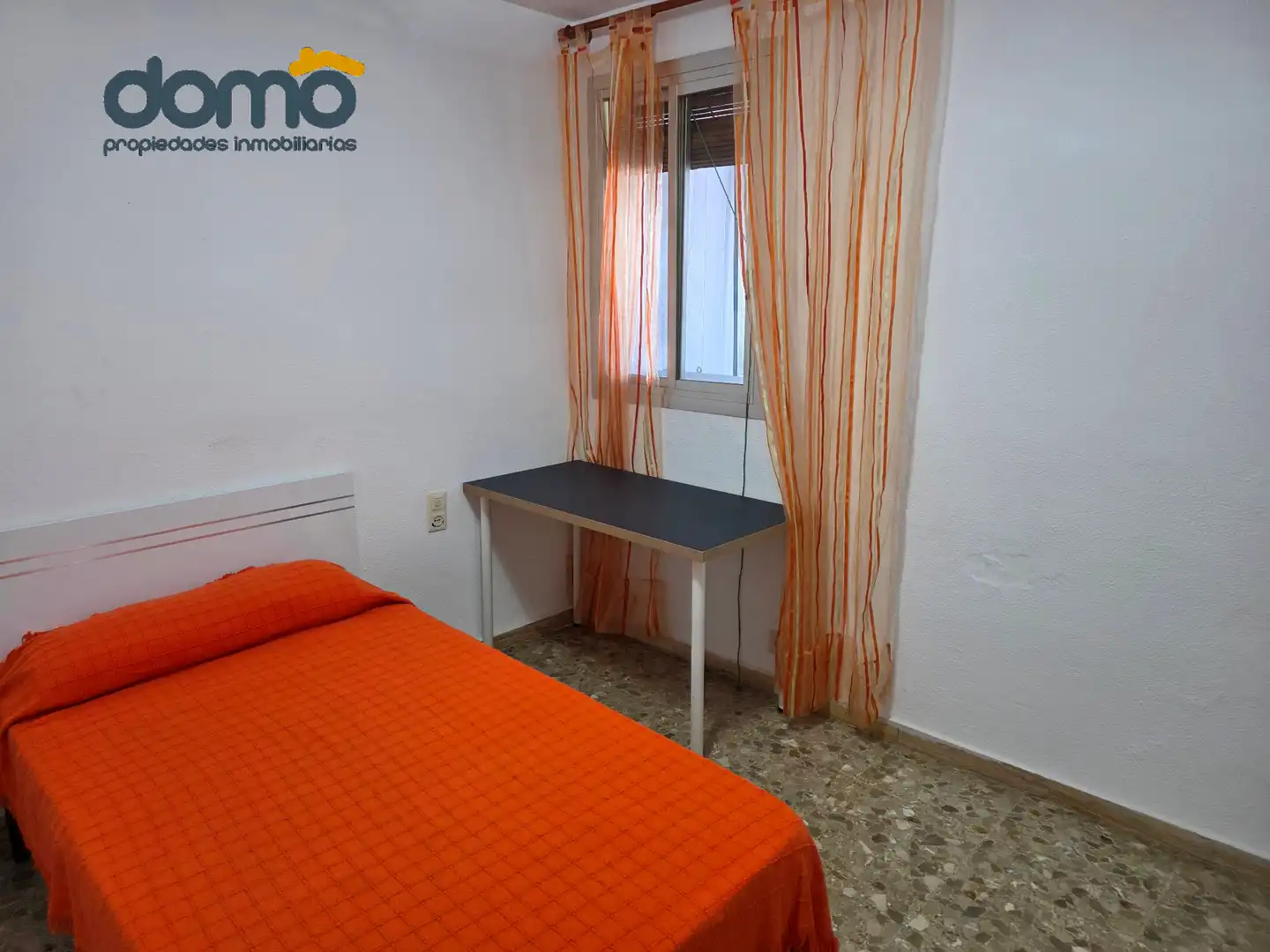 Schlafzimmer von Wohnung zur Miete in Almería mit Terrasse, Möbliert und Waschmaschine