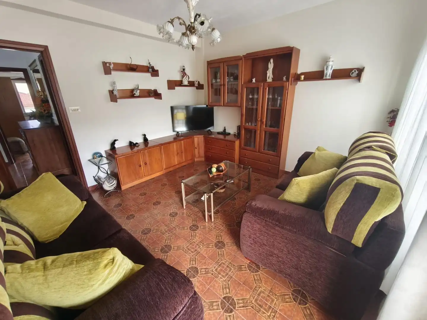 Sala de estar de Casa o chalet en venta en Rianxo con Calefacción y Balcón