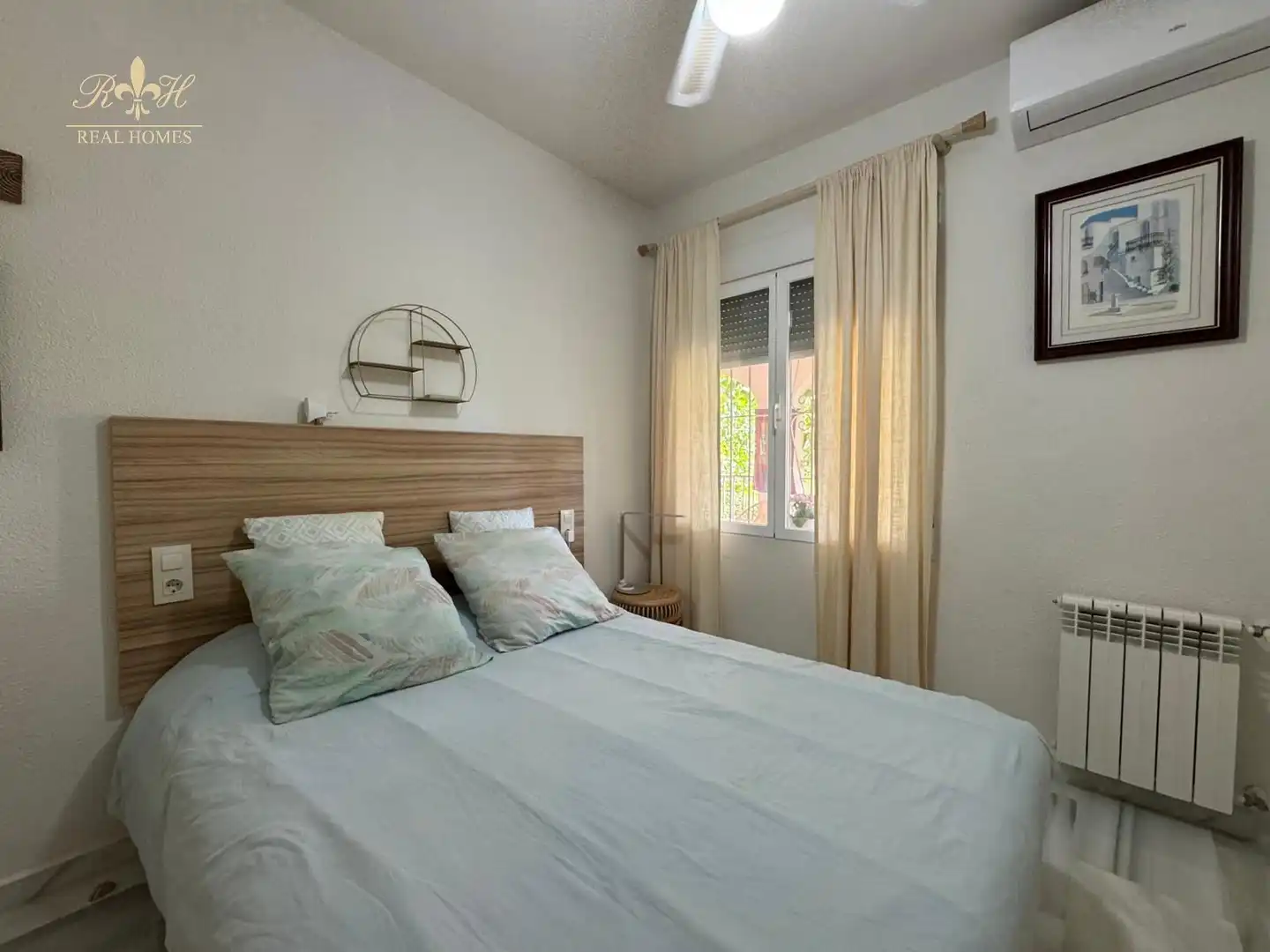 Habitación de Casa o chalet de alquiler en L'Alfàs del Pi con Aire acondicionado, Calefacción y Terraza