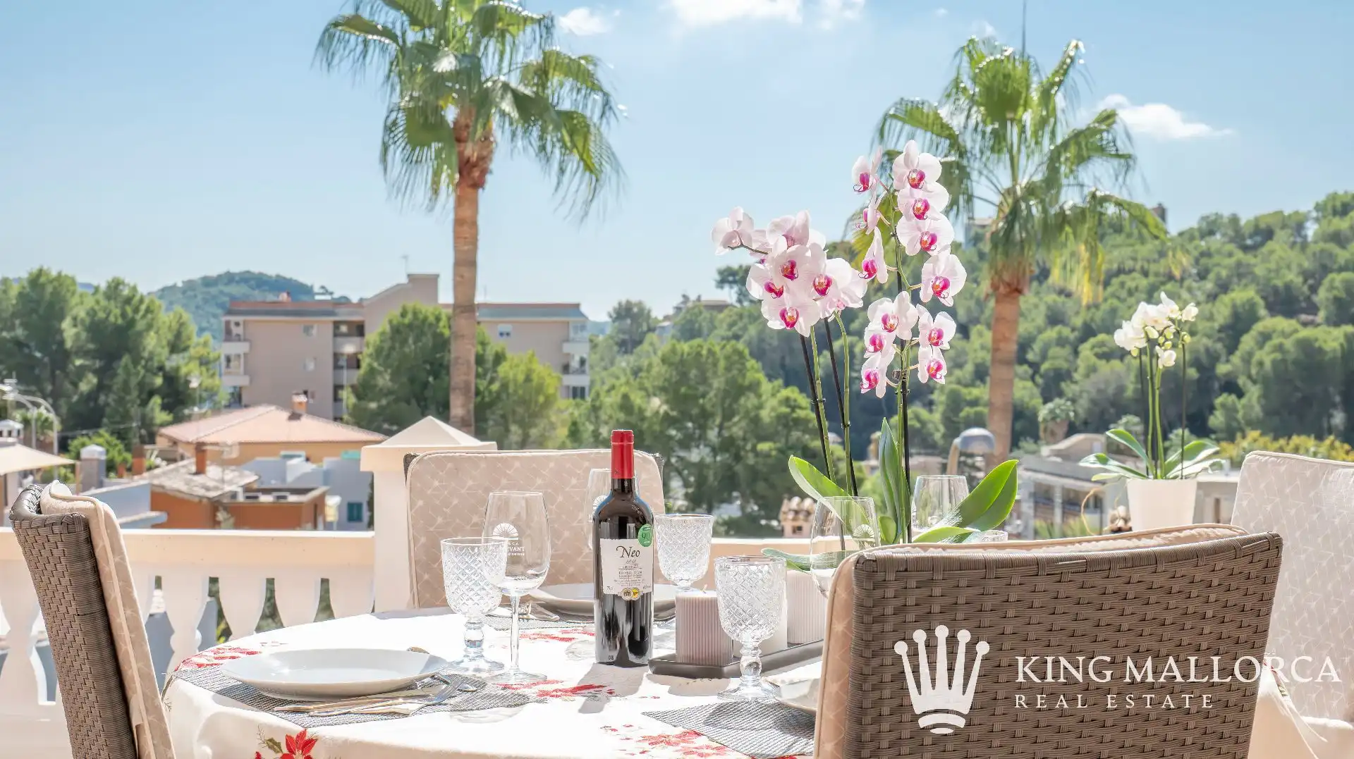 Terrasse von Einfamilien-Reihenhaus zum Verkauf in Calvià mit Klimaanlage, Heizung und Privatgarten