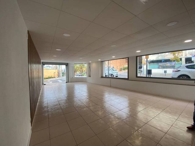 Local comercial en Alquiler en Martorelles