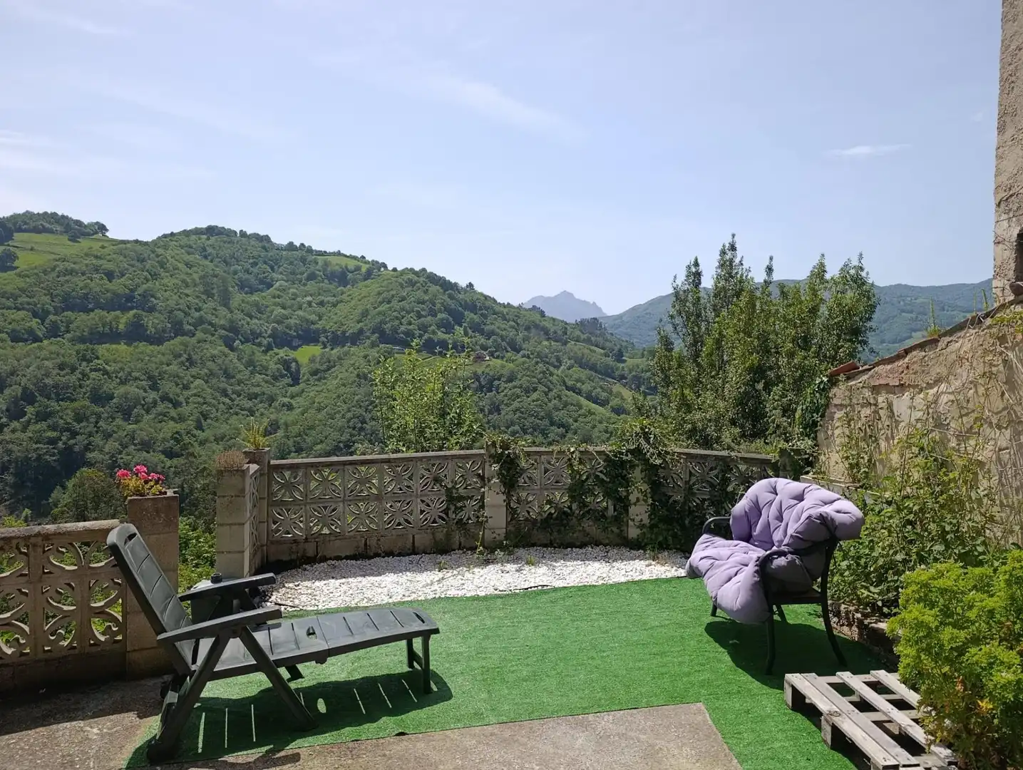 Terrasse von Country house zum Verkauf in San Martín del Rey Aurelio mit Balkon