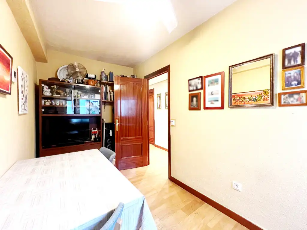Habitación de Ático en venta en Alcalá de Henares con Aire acondicionado, Calefacción y Terraza