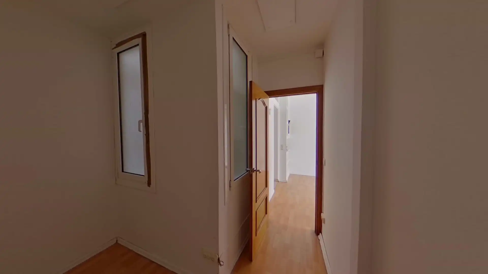 Piso en venta en Barcelona con Balcón