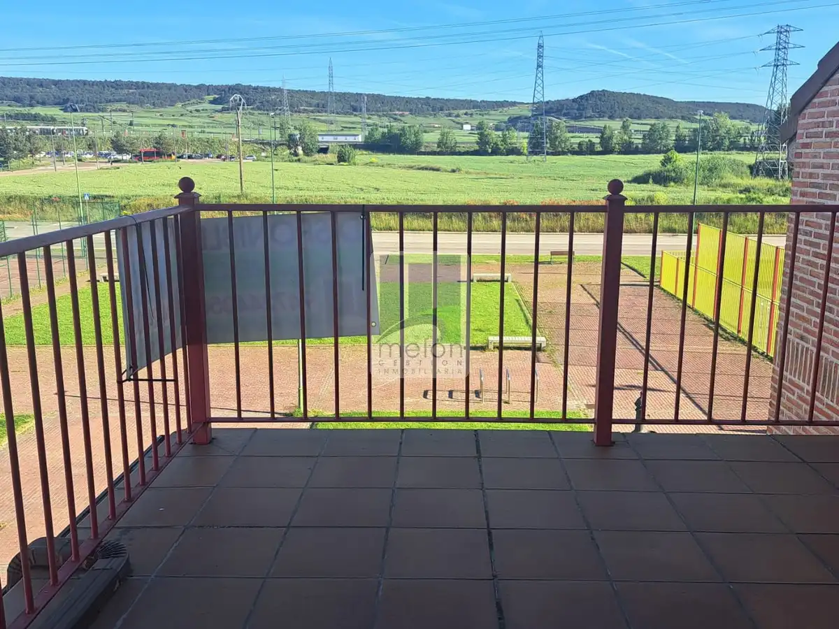 Terrassa de Casa o xalet en venda en Burgos