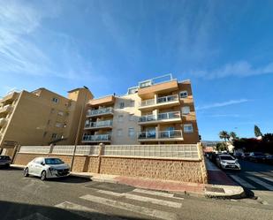 Exterior view of Flat to rent in Roquetas de Mar  with Terrace and Community pool