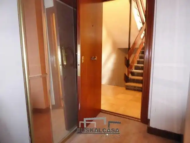 Flat for sale in Basurtu - Zorrotza