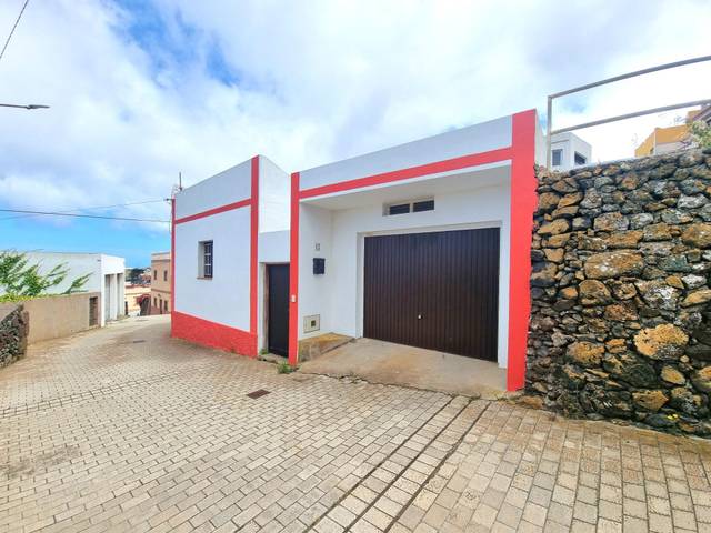 Casa-chalet en Venta en  AYALA Y BARREDA en Valverde (Santa Cruz de Tenerife)
