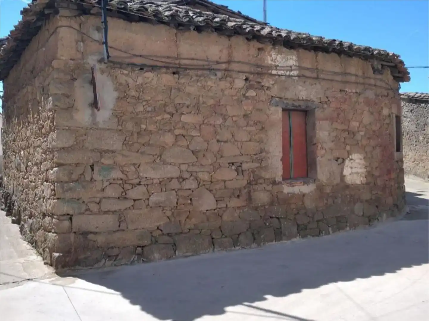 Vista exterior de Local en venda en Guijo de Galisteo, Cáceres