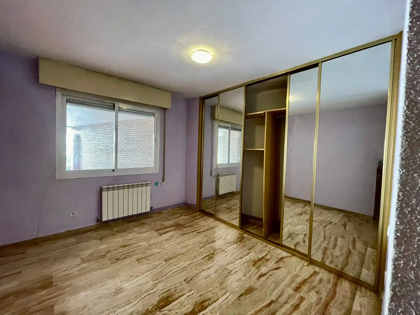 Bedroom of Flat for sale in Madrid  with Air Conditioner and Heating