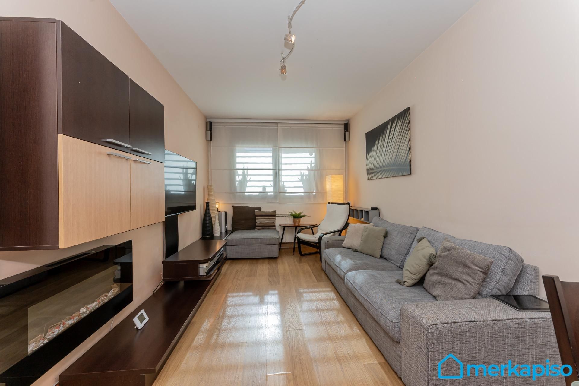 Living room of Flat for sale in Viladecans  with Air Conditioner, Heating and Storage room