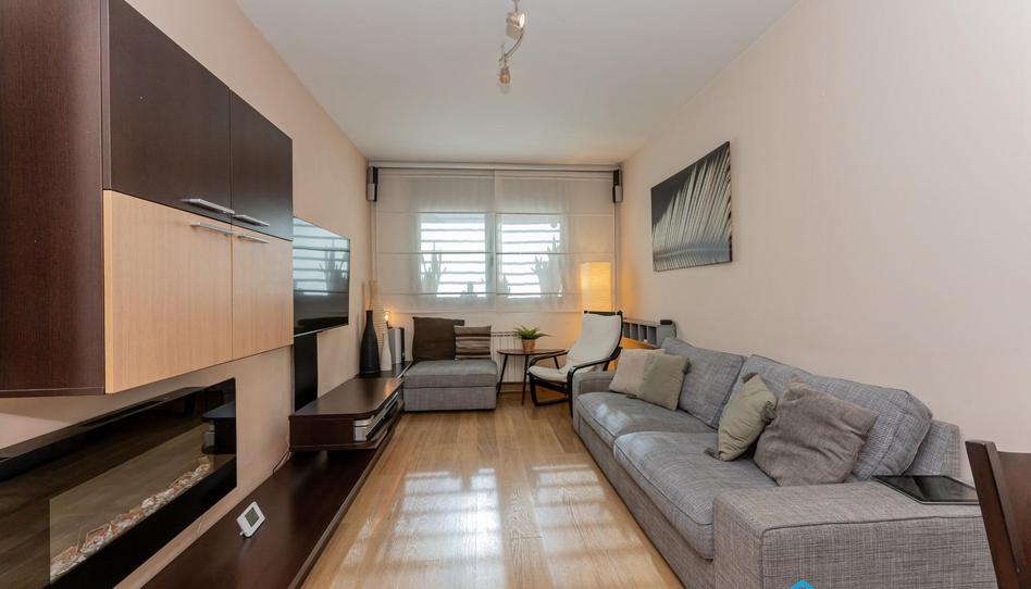 Foto 1 de Piso en venta en La Roureda, Barcelona