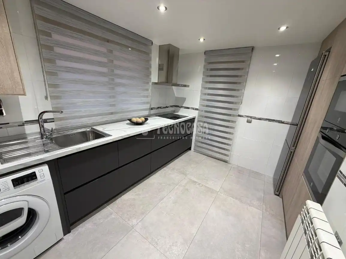 Flat for sale in Restón I - Restón II