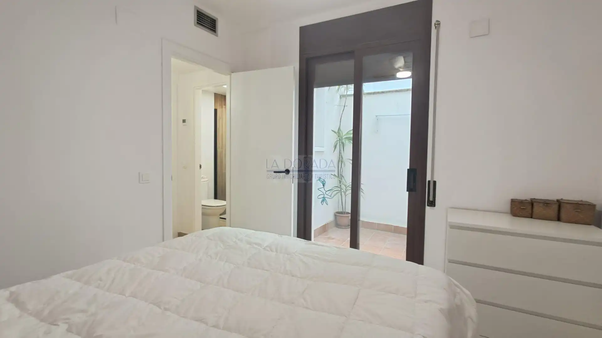 Habitación de Piso en venta en Cambrils con Aire acondicionado, Trastero y Internet