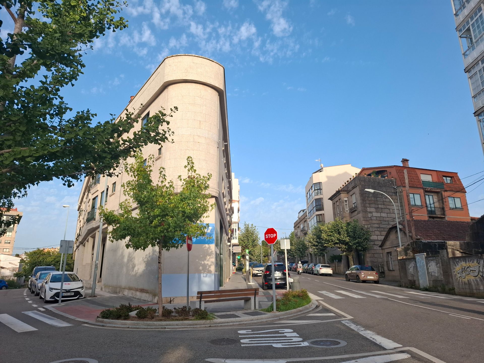 Vista exterior de Dúplex en venda en Vigo  amb Calefacció i Traster