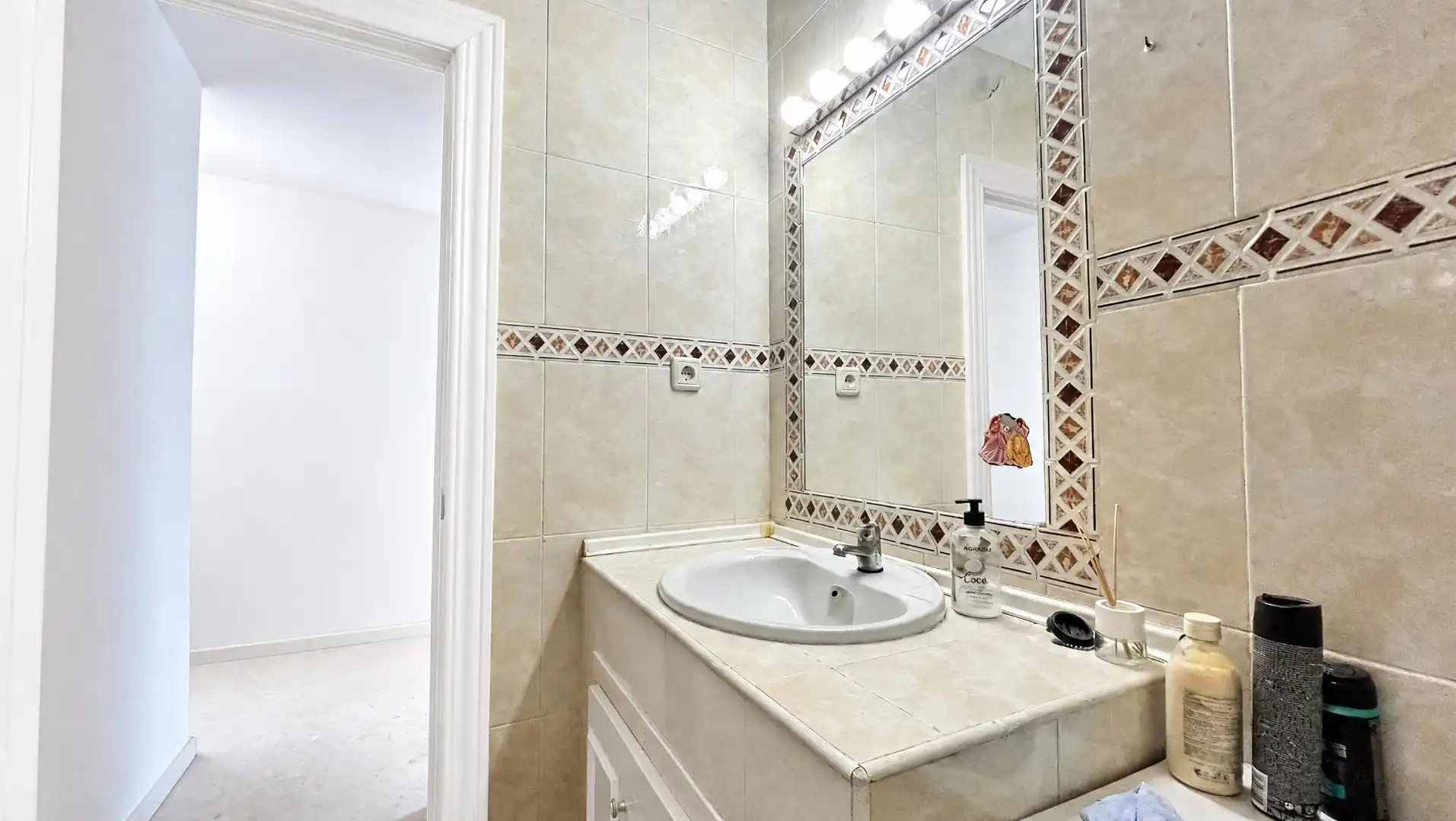 Baño de Piso en venta en Alicante / Alacant con Balcón
