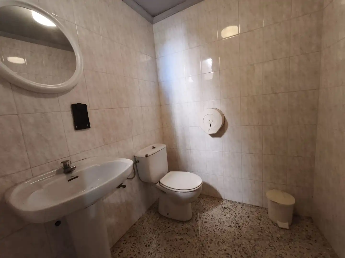 Badezimmer von Geschaftsraum zum Verkauf in Altsasu / Alsasua