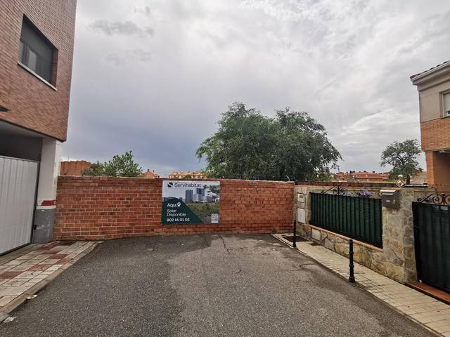 Terreno residencial en Venta en Jardines, 4 en Santovenia de Pisuerga