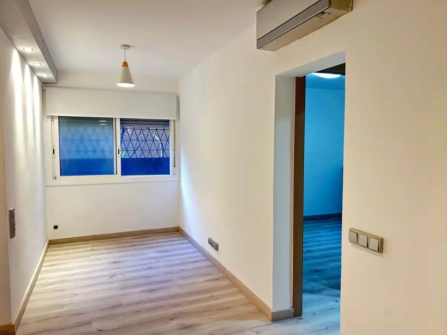 Flat for sale in L'Hospitalet de Llobregat  with Air Conditioner, Heating and Oven