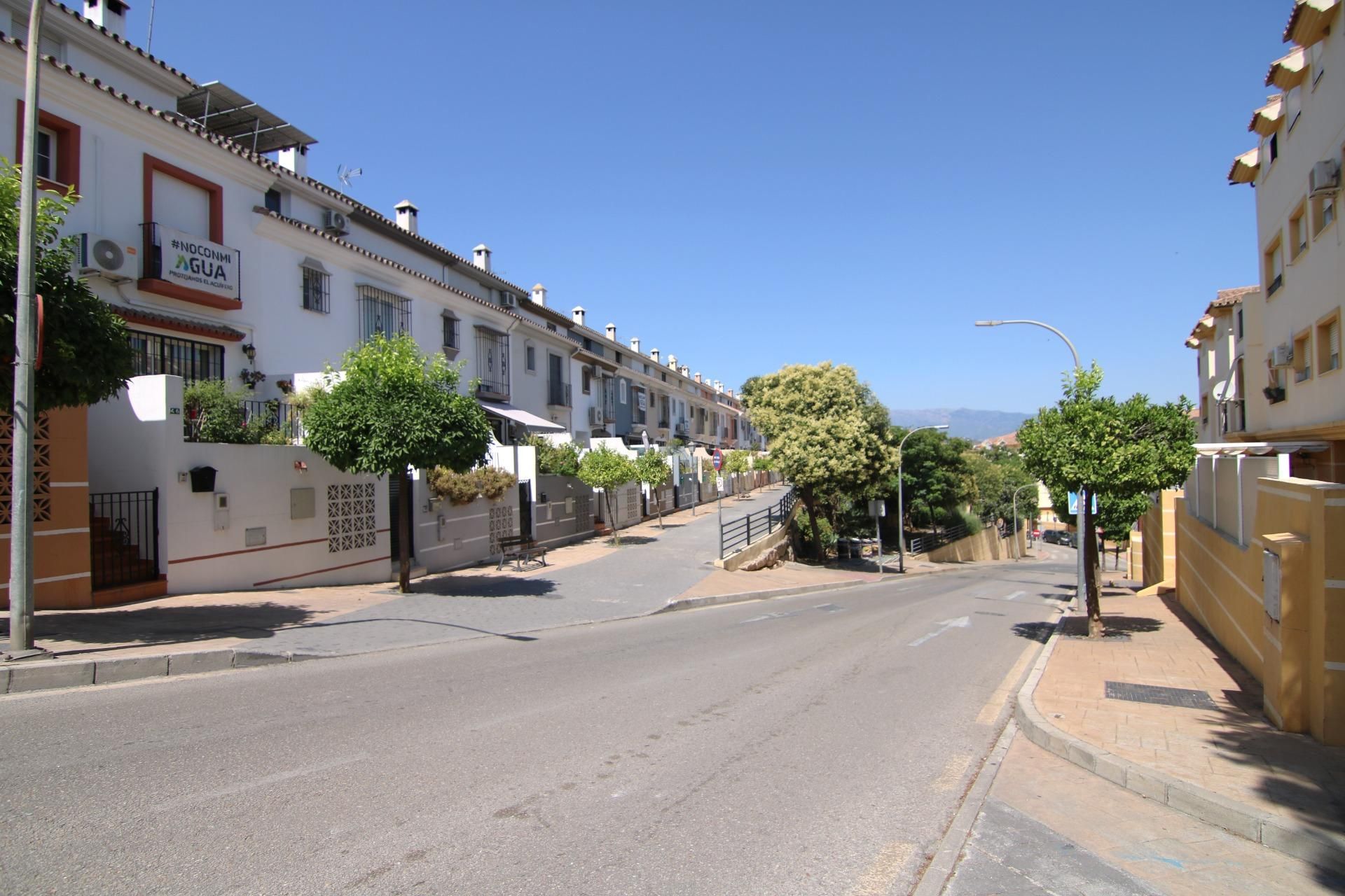 Exterior view of Country house for sale in Coín