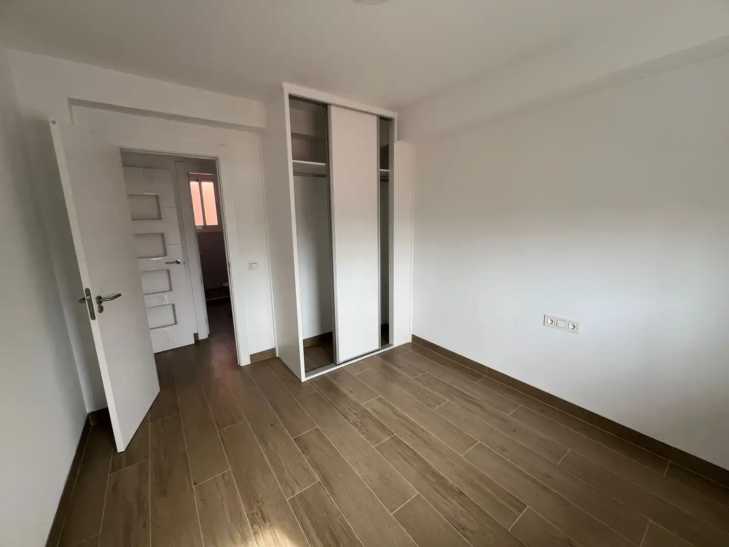 Bedroom of Flat for sale in Roquetas de Mar  with Terrace and Furnished