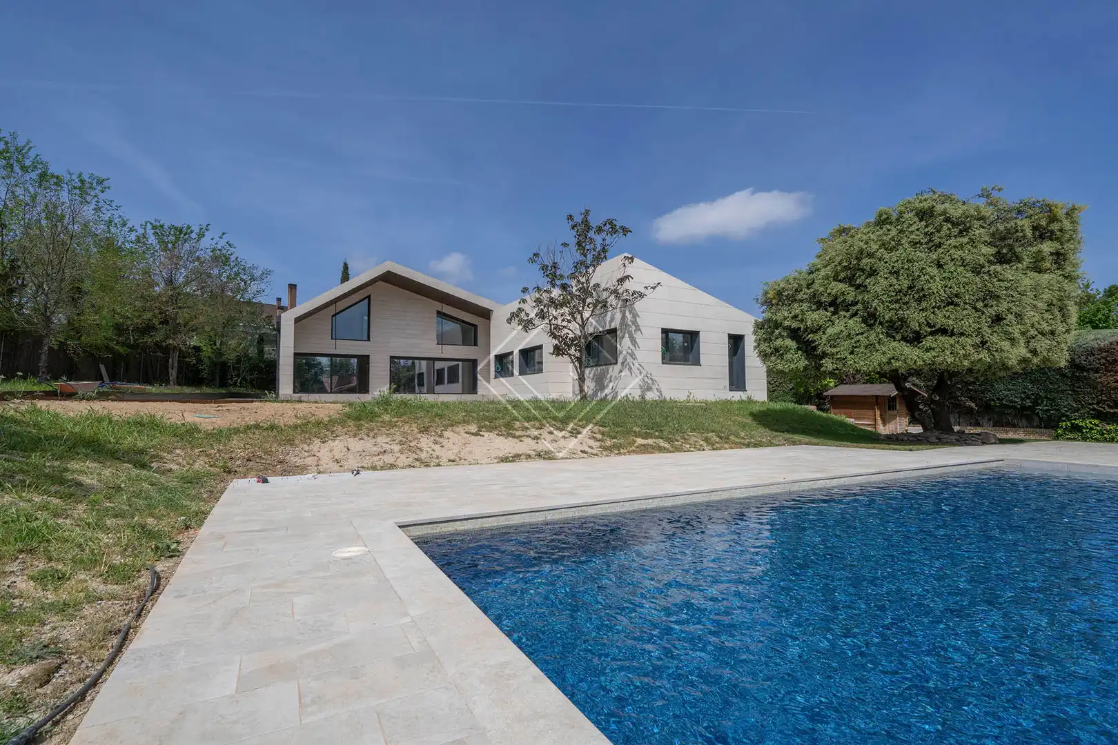 Piscina de Casa o chalet en venta en Pozuelo de Alarcón con Aire acondicionado, Jardín privado y Terraza