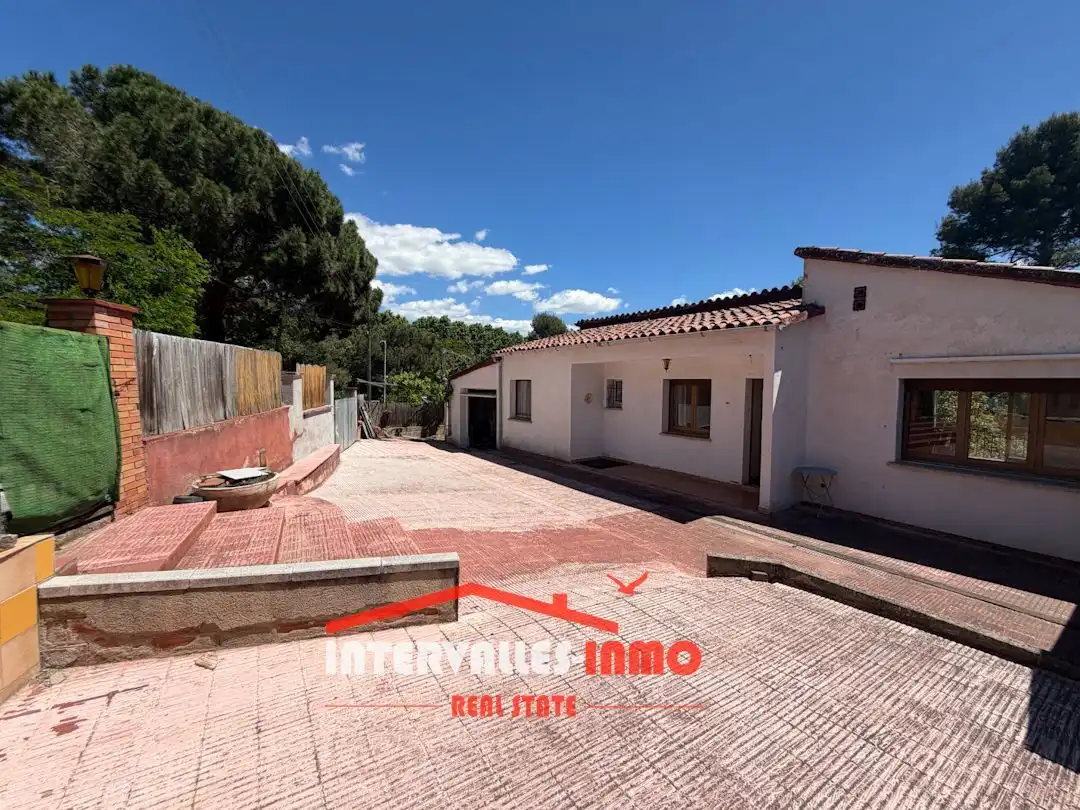 Casa amb jardí en venda a Santa Eulàlia de Ronçana, imagen 4